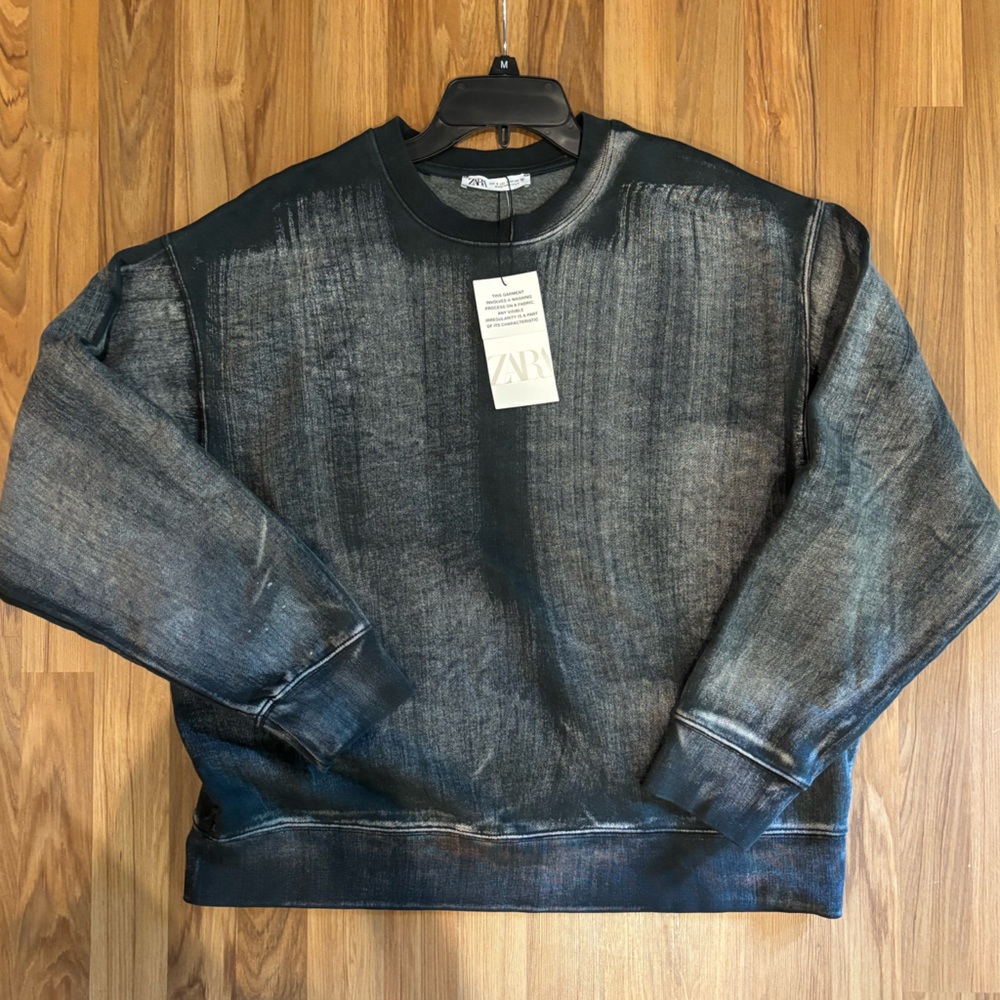 Zara Distressed Gray Crewneck Sweater NWT Size Small.